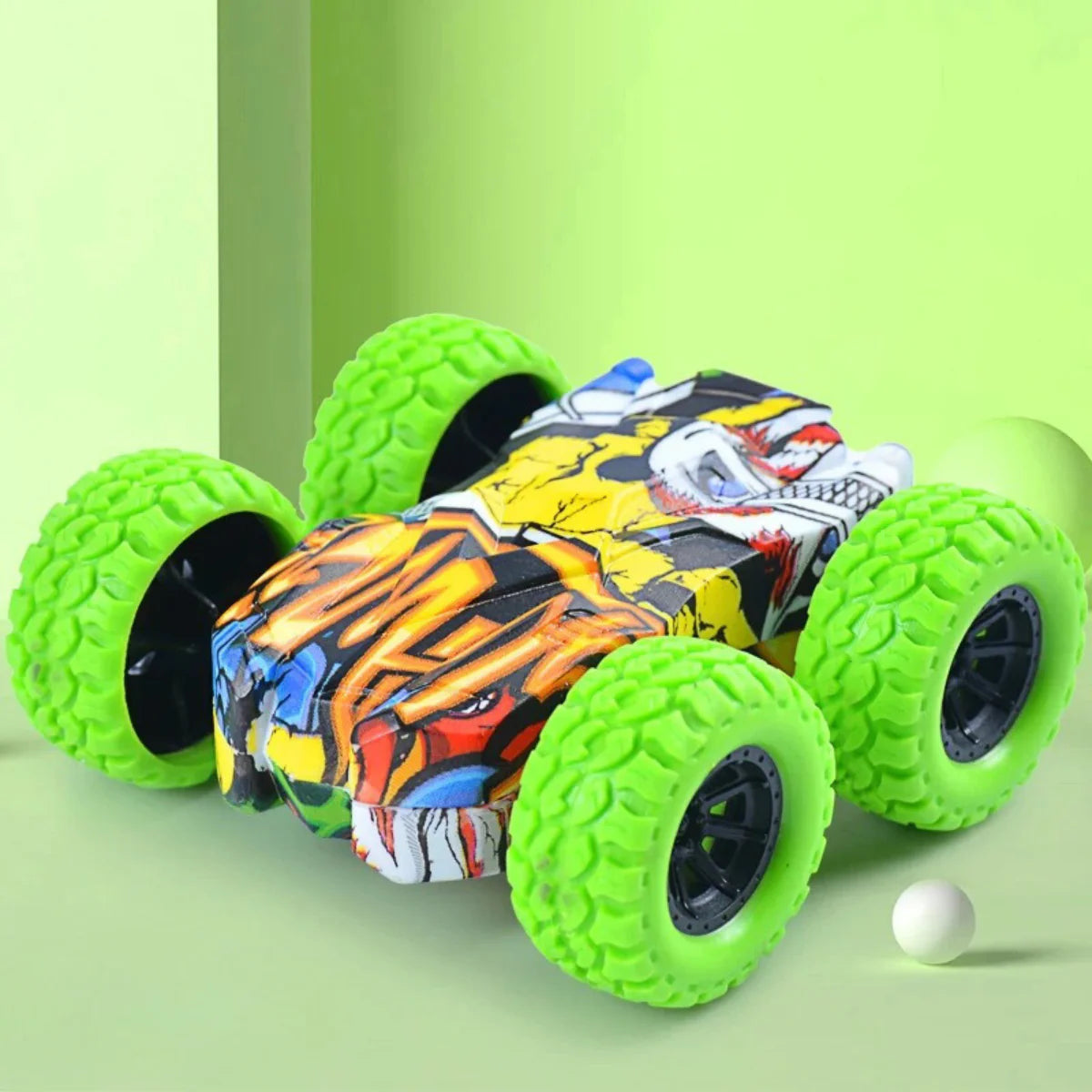 Dual-Side Stunt Car